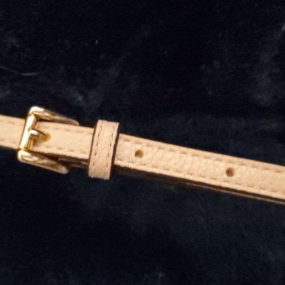 MICHAEL KORS crossbody Pink and Gold beautiful like new only used once. 😍 - Picture 6 of 12